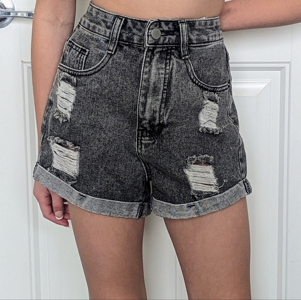 Distressed shorts